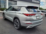 New 2025 Mitsubishi Outlander SE image 3