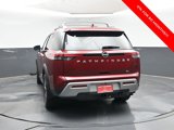 New 2025 Nissan Pathfinder SL image 4