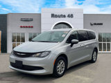 Used 2023 Chrysler Voyager LX image 2