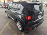 Used 2015 Jeep Renegade Latitude image 5
