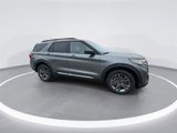 New 2025 Ford Explorer Active w/ Active Comfort Package image 2