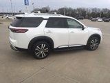 New 2025 Nissan Pathfinder Platinum w/ Cargo Package image 5