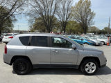 Used 2016 Jeep Compass Latitude image 6