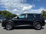 Used 2023 Nissan Rogue S image 2