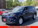 Used 2025 Toyota Grand Highlander AWD image 2
