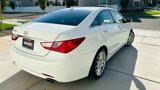 Used 2013 Hyundai Sonata SE w/ Navigation & Sunroof Pkg image 4