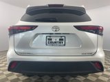 Used 2024 Toyota Highlander XLE image 6