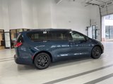 New 2025 Chrysler Pacifica Premium image 4