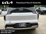Used 2025 Kia EV9 Land image 5