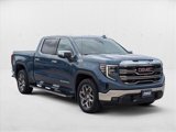 Used 2024 GMC Sierra 1500 SLT image 3