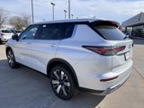 New 2025 Mitsubishi Outlander SE image 5