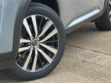 New 2025 Nissan Pathfinder Platinum image 3