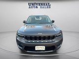 Used 2024 Jeep Grand Cherokee Laredo image 2