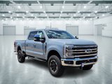 New 2025 Ford F250 4x4 Crew Cab Super Duty image 4