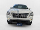 Used 2022 Nissan Frontier SV image 2