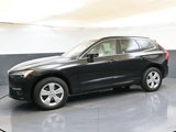 Certified 2022 Volvo XC60 B5 Momentum image 2