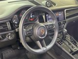 Used 2025 Porsche Macan image 4