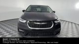 Used 2023 Chrysler Pacifica Touring-L image 5