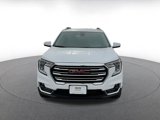 Used 2024 GMC Terrain SLT image 4