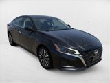 Used 2023 Nissan Altima 2.5 SV image 3