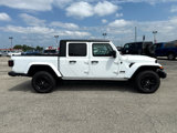 Used 2023 Jeep Gladiator Sport image 3