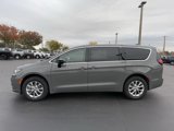 New 2025 Chrysler Pacifica Select image 4