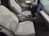 Used 2025 Volvo XC40 B5 Core image 3