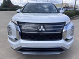 New 2025 Mitsubishi Outlander SE image 2