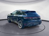 Certified 2024 Porsche Macan image 3
