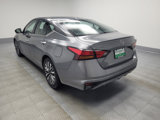 Used 2023 Nissan Altima 2.5 SV image 5