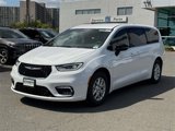 New 2026 Chrysler Pacifica Select image 5