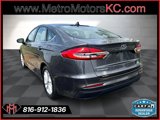 Used 2020 Ford Fusion SE image 3