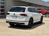 Used 2024 Volkswagen Tiguan SE R-Line image 3