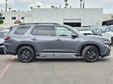New 2025 Honda Pilot Touring image 3