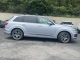 Used 2019 Audi Q7 3.0T Prestige image 2