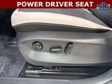 Used 2025 Volkswagen Taos SE image 4