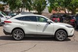 Used 2022 Toyota Venza LE image 4
