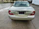 Used 2007 Jaguar XJ8 L image 4