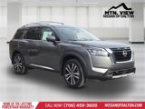 New 2025 Nissan Pathfinder Platinum image 3