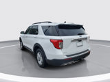 Certified 2022 Ford Explorer XLT w/ Equipment Group 202A image 3