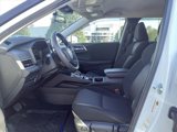 New 2025 Mitsubishi Outlander ES image 4