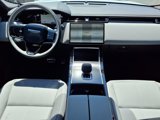 New 2026 Land Rover Range Rover Velar Dynamic SE image 4