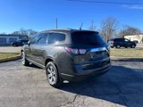 Used 2017 Chevrolet Traverse LT image 3
