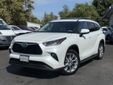 Used 2022 Toyota Highlander Limited image 2