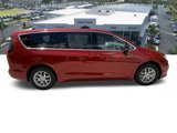 New 2026 Chrysler Pacifica Select image 4