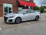 Used 2023 Nissan Altima 2.5 SV image 2