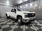 Used 2025 Chevrolet Silverado 3500 W/T image 4