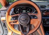 Used 2022 Bentley Bentayga image 5