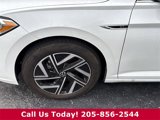 Used 2024 Volkswagen Jetta SEL image 3