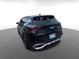 Used 2024 Kia Sportage LX image 3